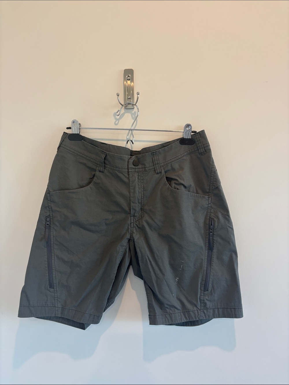 Arc'teryx Men’s Gamma SL hiking shorts
